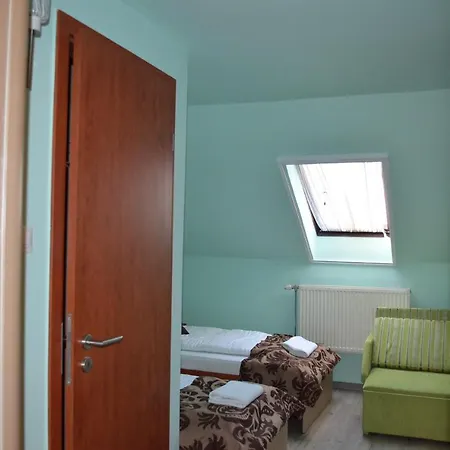 Holdfényszállás *
