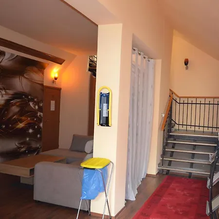 Holdfényszállás Bed & Breakfast *