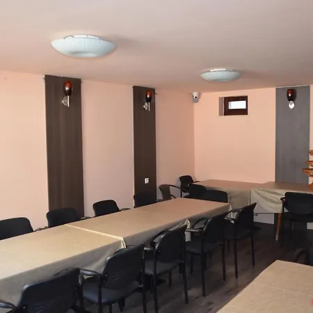 Holdfenyszallas Bed & Breakfast Szeged