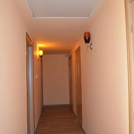 Holdfenyszallas 3* Szeged