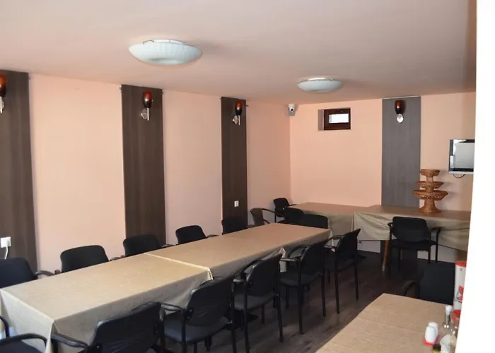 Holdfenyszallas Oda ve Kahvaltı Segedin